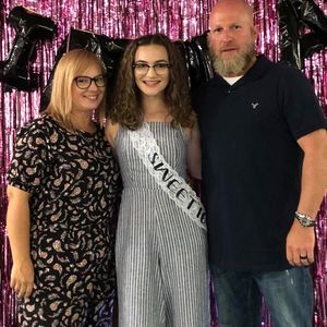 Meet your Posher, Cortney jean